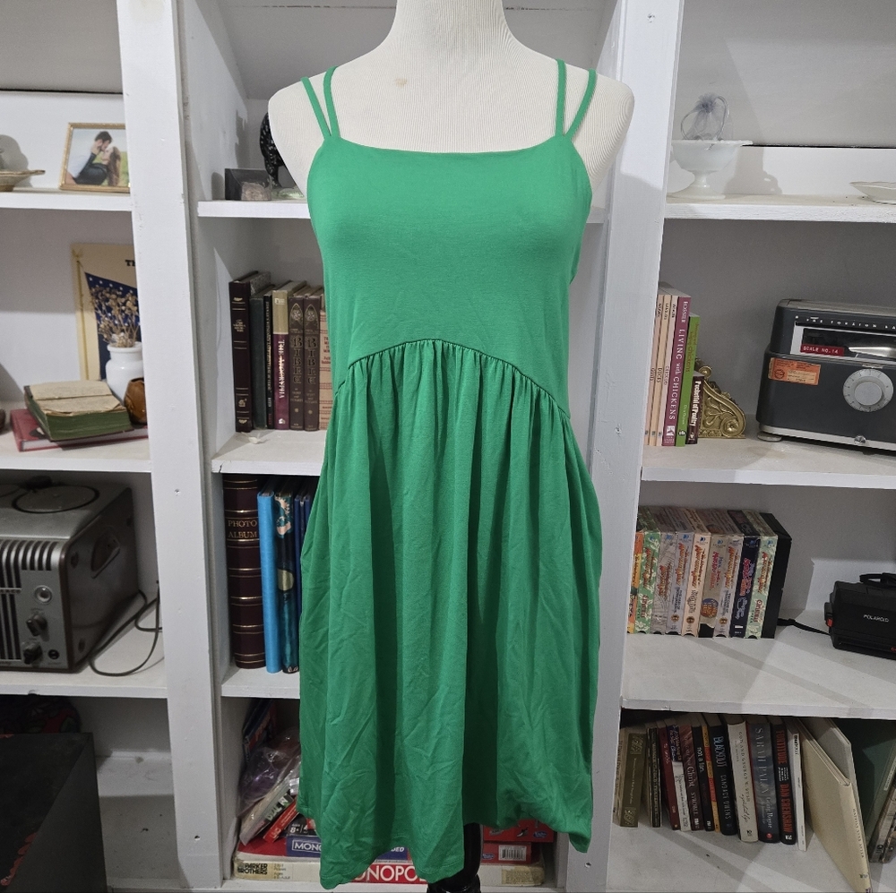 NWT Old Navy Spaghetti Strap Crisscross  Sundress Green Size Medium With Pockets